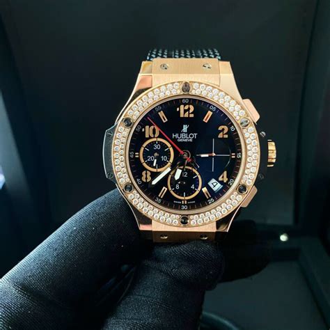 hộp đồng hồ hublot chính hãng|dong ho Hublot price.